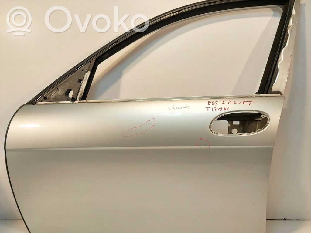 Tür vorne