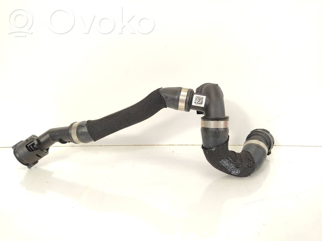 BMW 1 F70 Engine coolant pipe/hose 