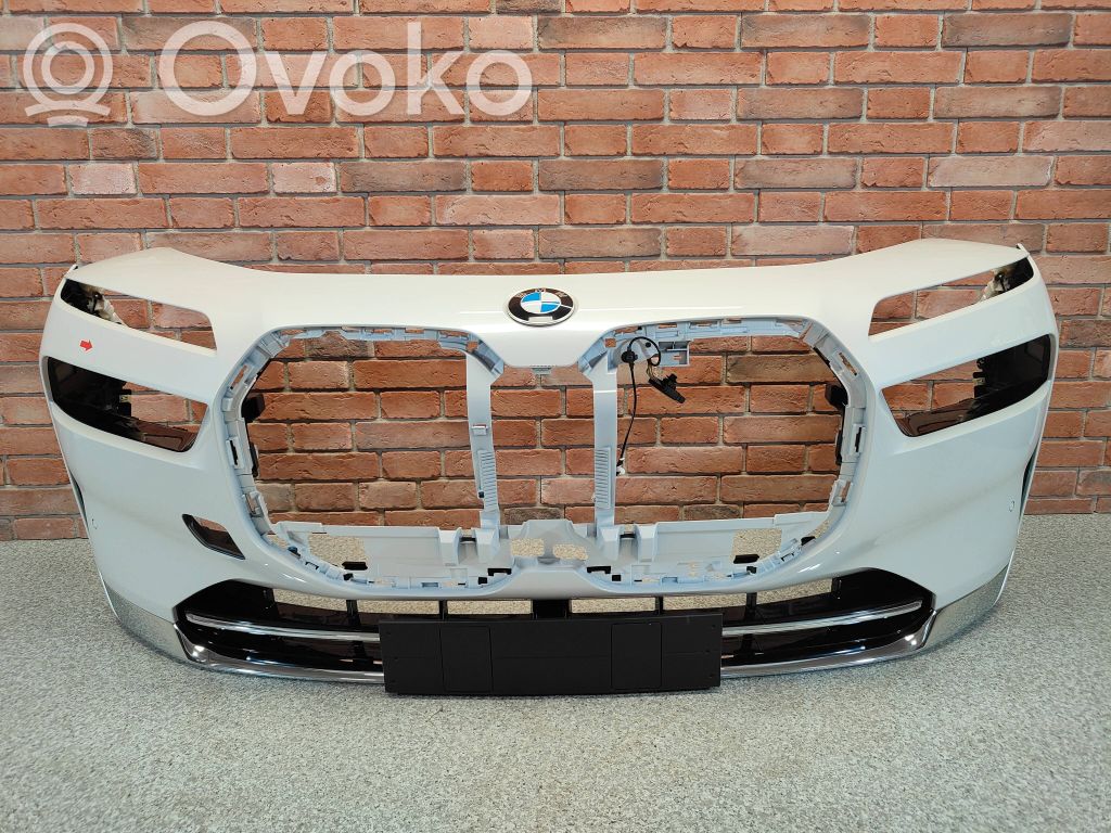BMW 7 G70 Parachoques delantero 