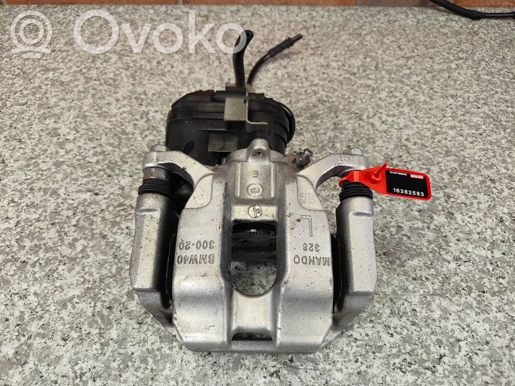 BMW 3 G20 G21 Tylny zacisk hamulcowy 