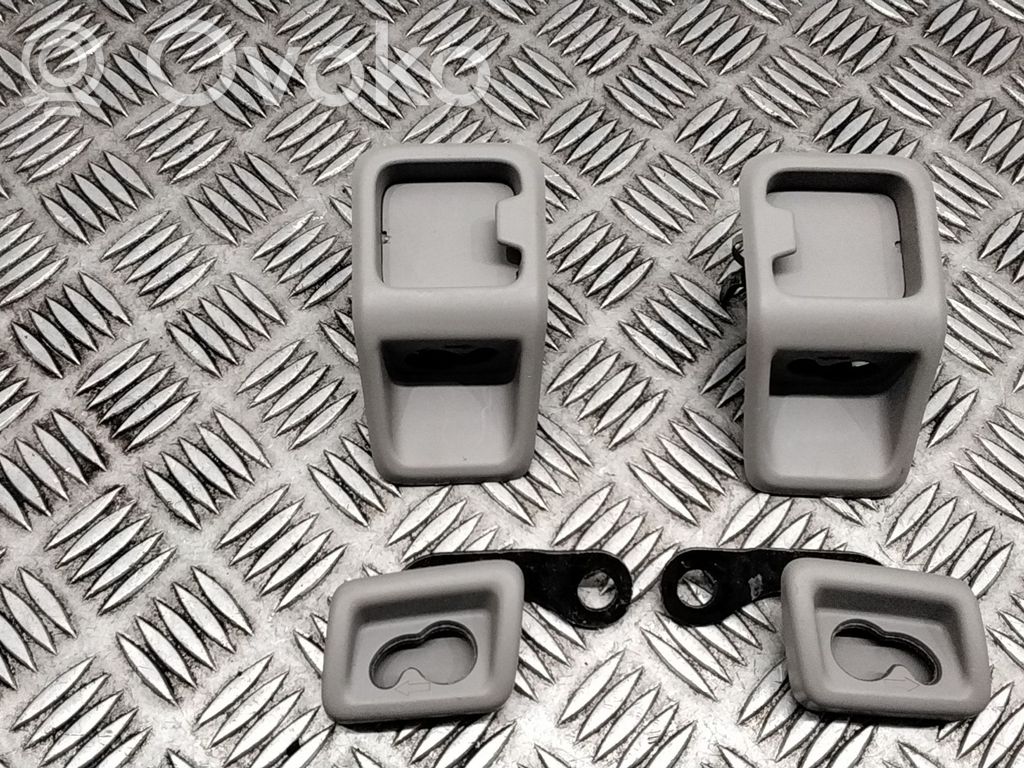 Volvo V70 Suport fixare plasă bagaje 
