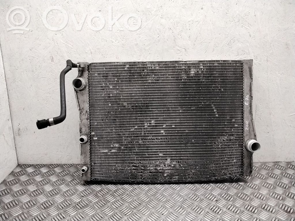 BMW X5 E70 Coolant radiator 