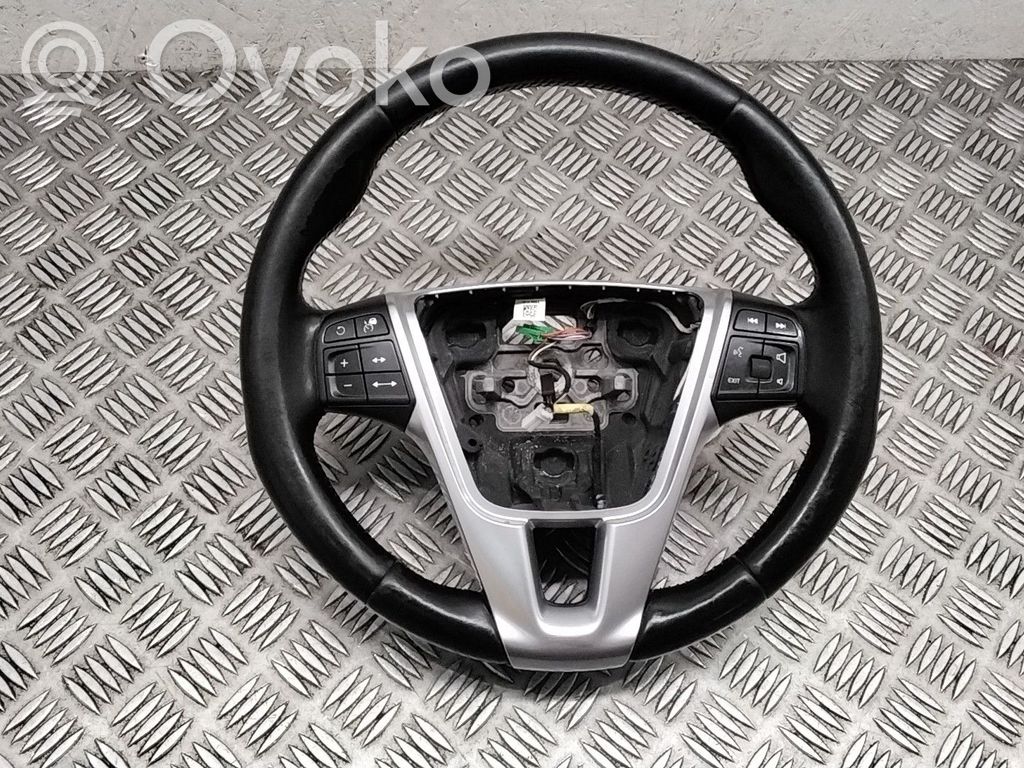 Volvo V70 Steering wheel 