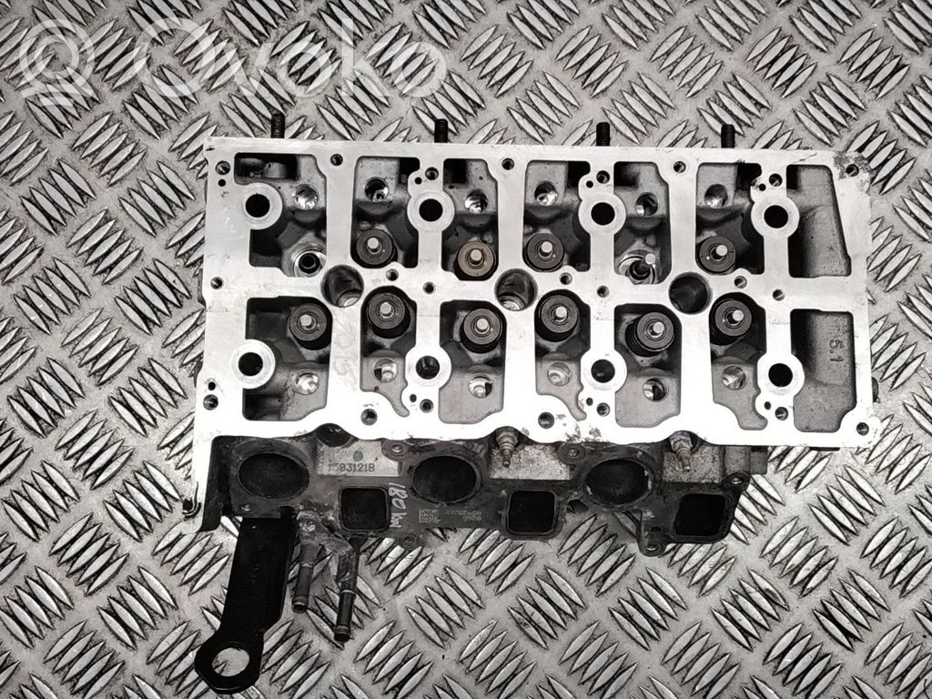 Volkswagen Touareg II Engine head 