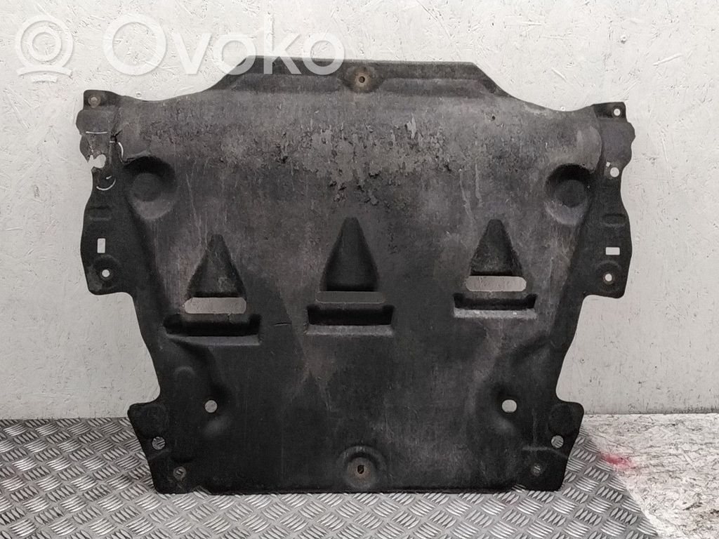 Volvo V70 Engine splash shield/under tray 