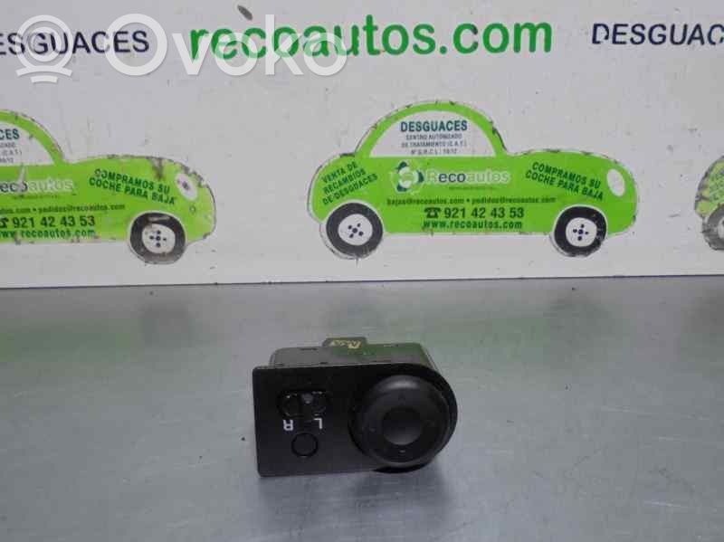 Chevrolet Aveo Wing mirror switch 