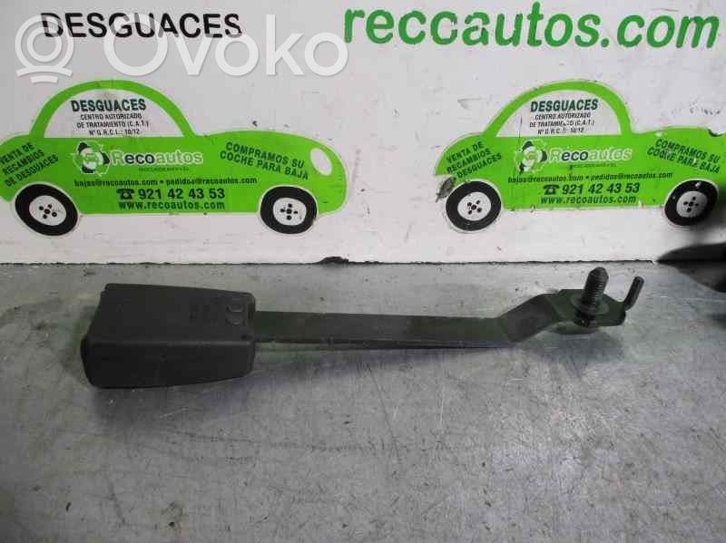 Renault Clio III Gurtschloss vorne 