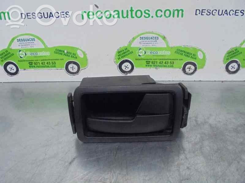 Ford Tourneo Manecilla interna puerta delantera 