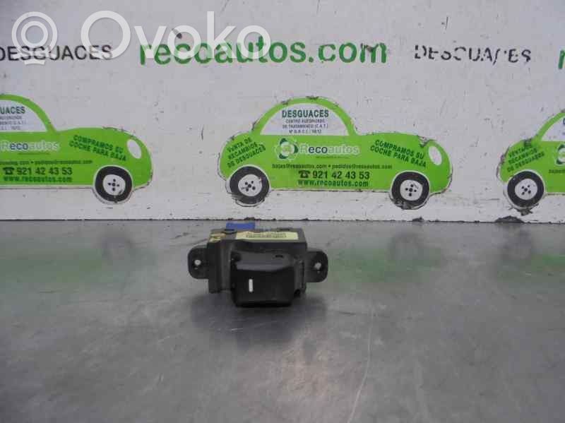 KIA Rio Electric window control switch 