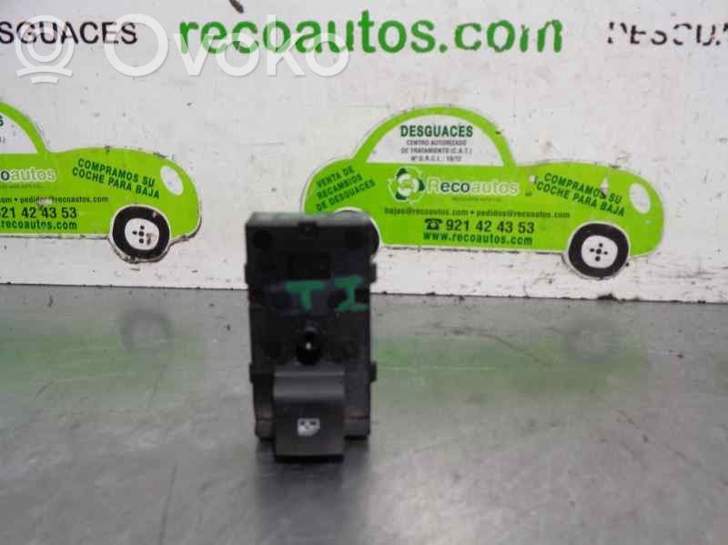 Chevrolet Aveo Electric window control switch 