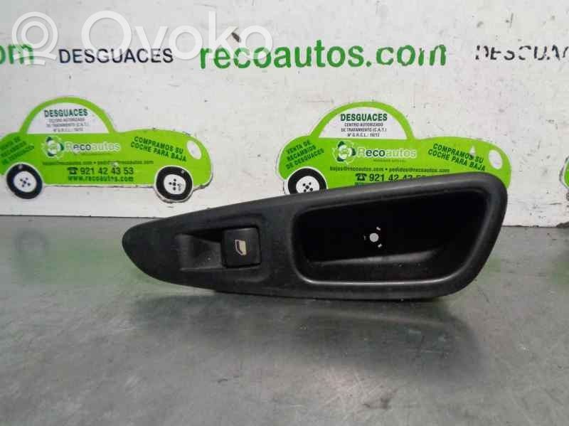 Peugeot 308 Electric window control switch 