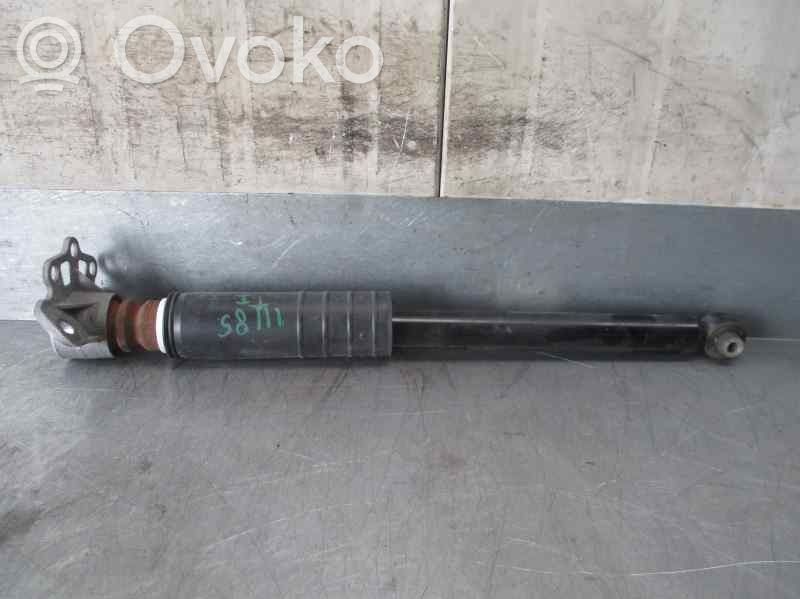 Opel Corsa E Takaiskunvaimennin 