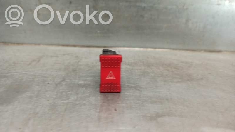 Iveco Daily 4th gen Hazard light switch 