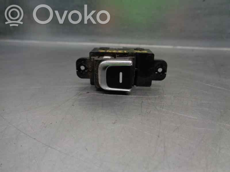 KIA Carens III Electric window control switch 