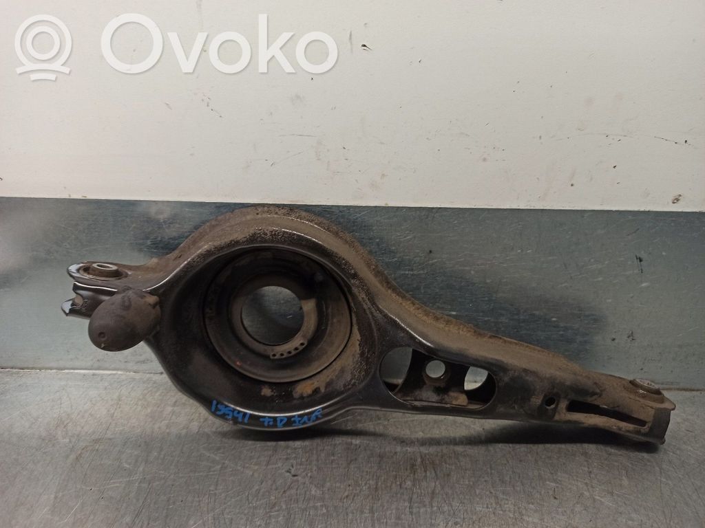 Volvo V40 Brazo de suspensión trasero 