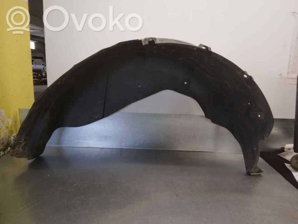 Land Rover Discovery 3 - LR3 Nadkole tylne 