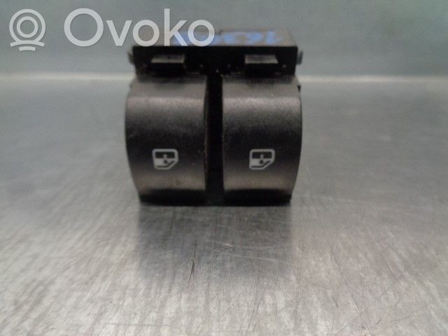 Lancia Ypsilon Electric window control switch 