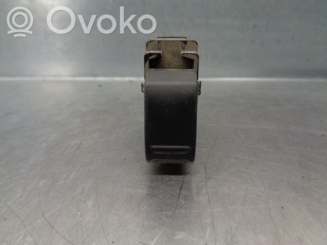 Subaru Forester SH Electric window control switch 