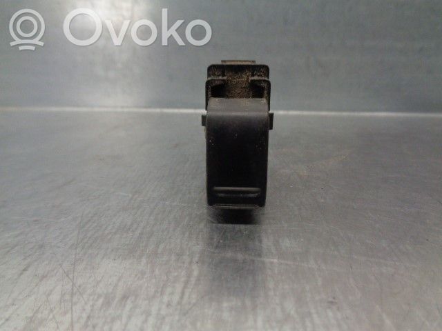 Subaru Forester SH Electric window control switch 