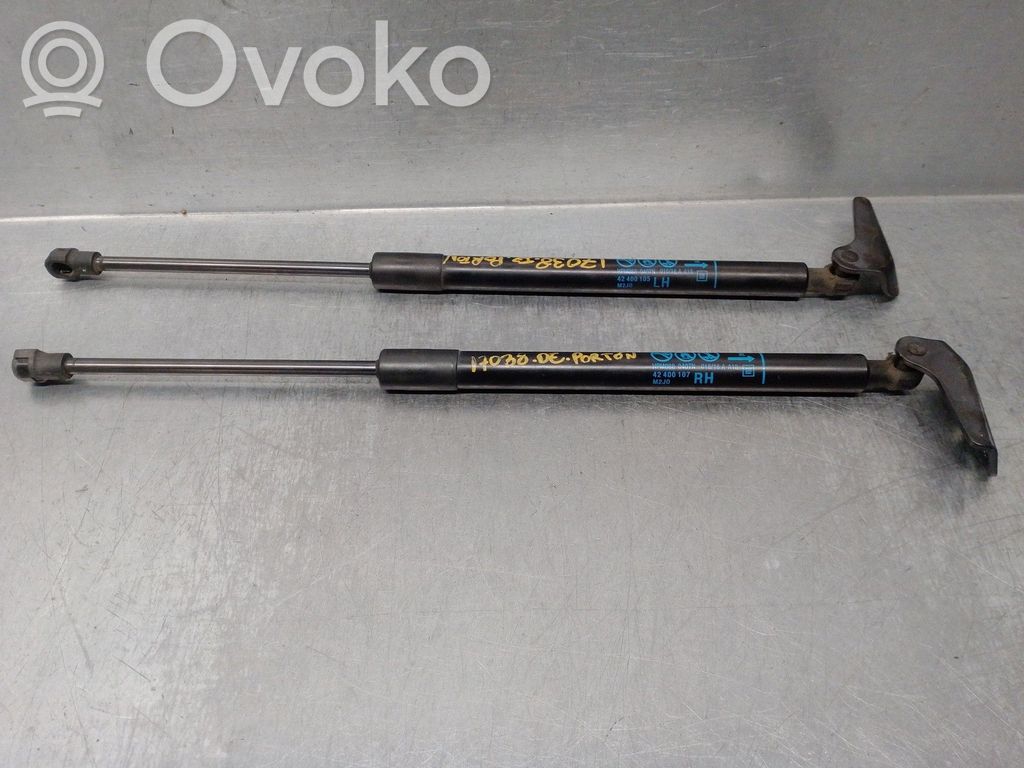 Opel Karl Tailgate/trunk strut/damper 