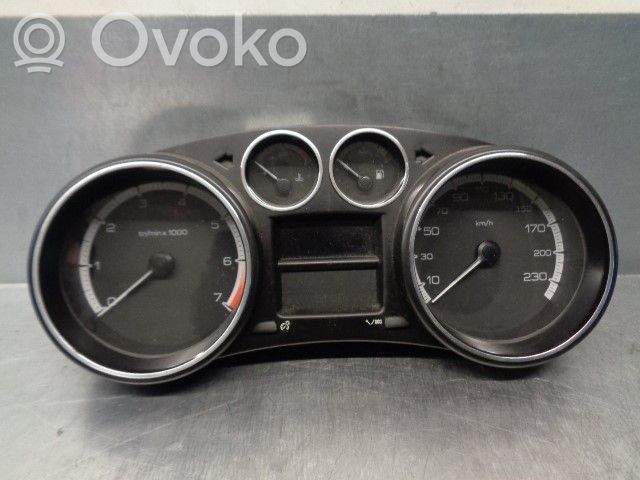 Peugeot 308 Speedometer (instrument cluster) 