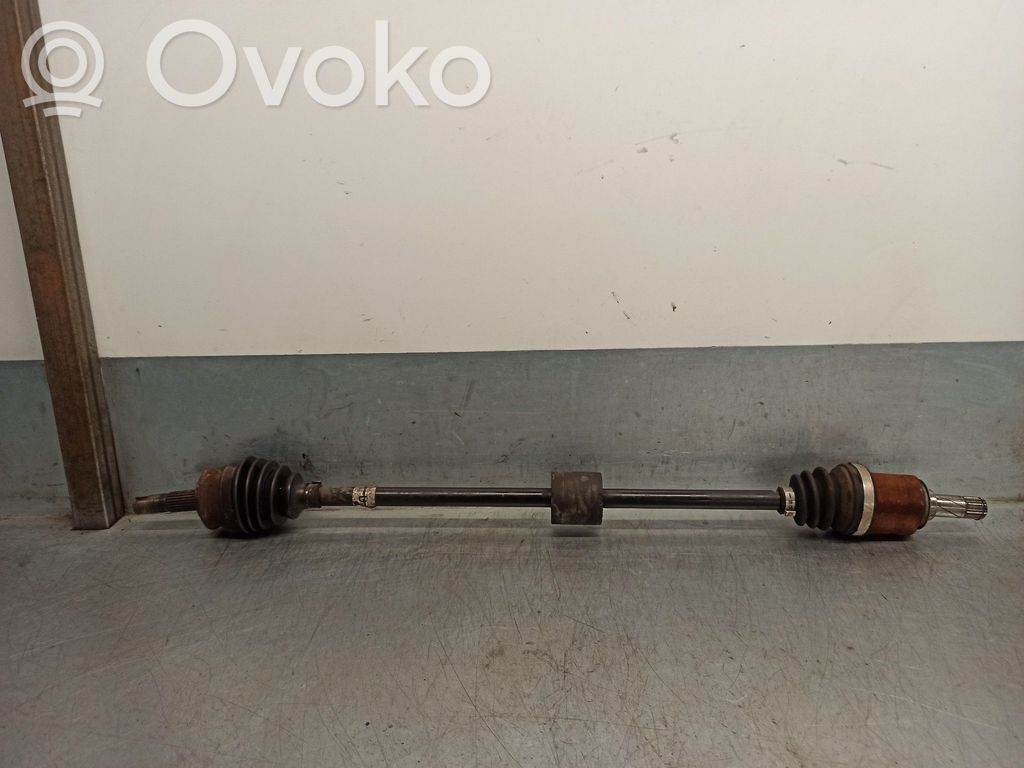 Opel Corsa D Półoś przednia 