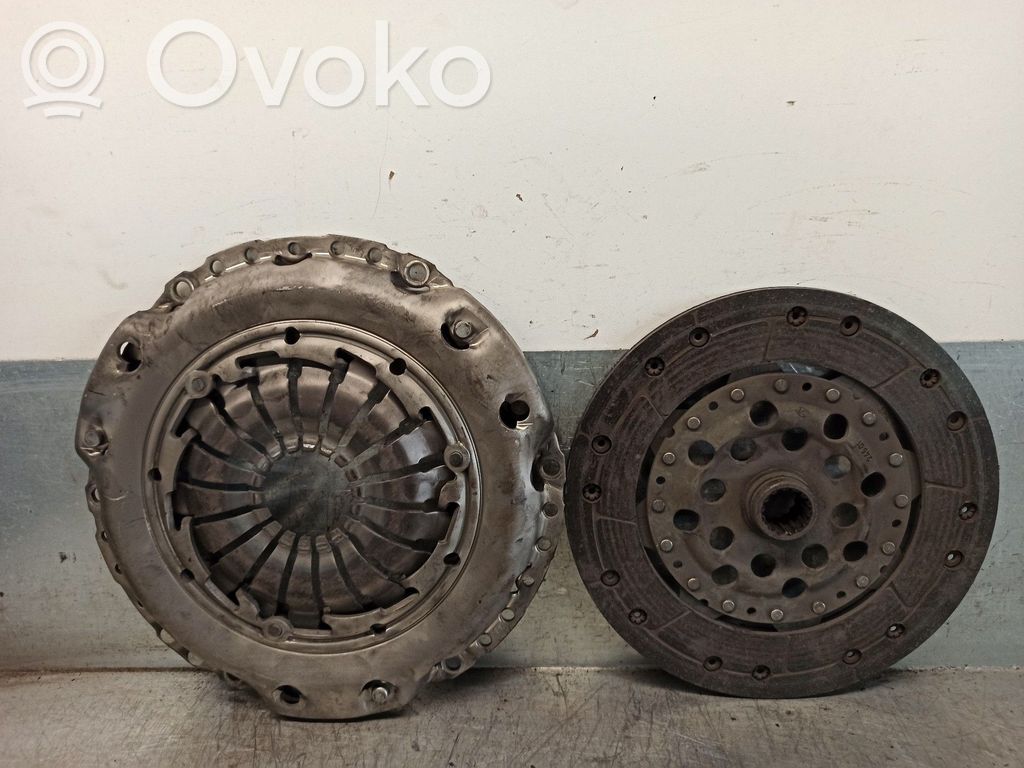 Opel Meriva A Sankabos komplektas 