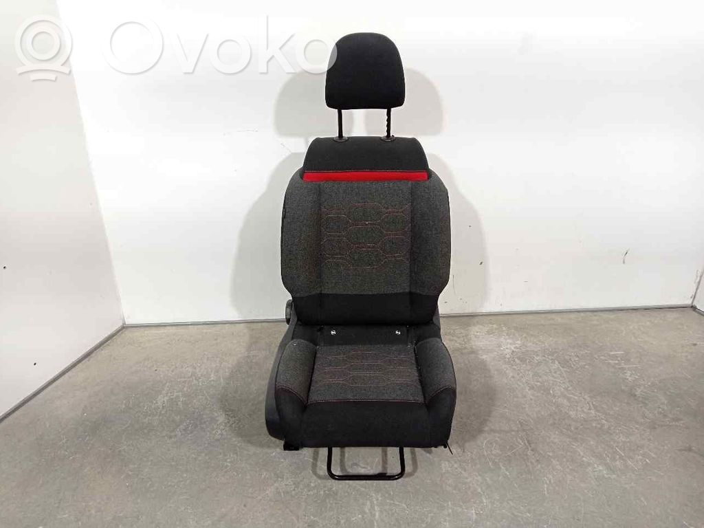 Citroen C3 Etumatkustajan istuin 