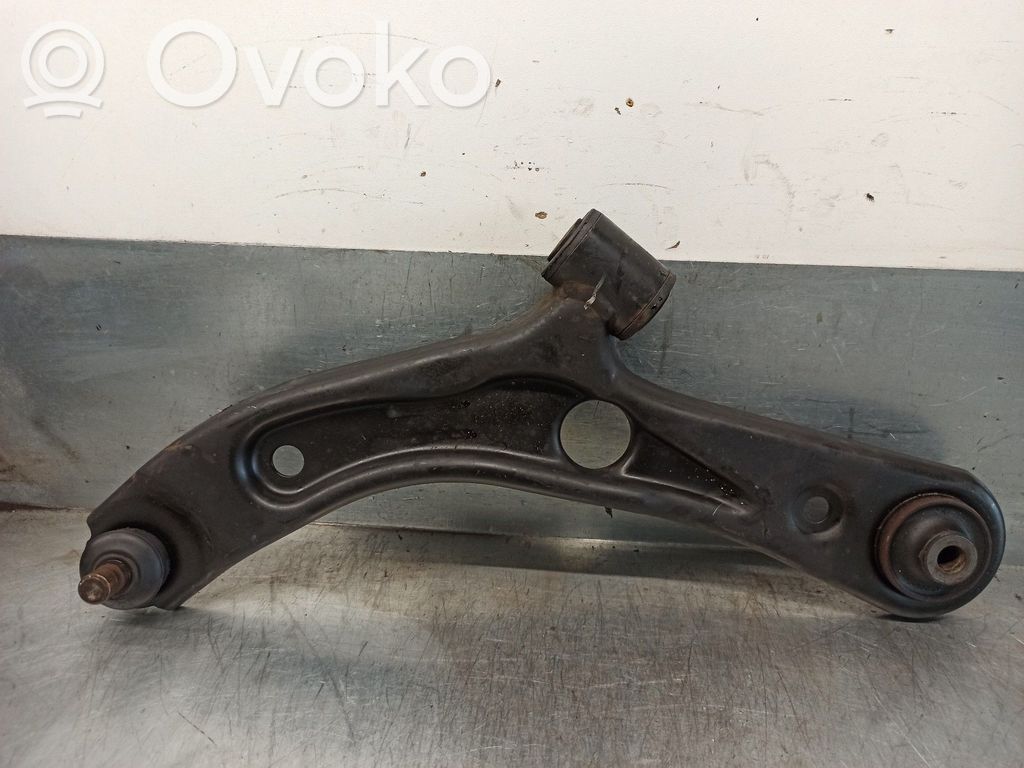 Suzuki Swift I Front control arm 