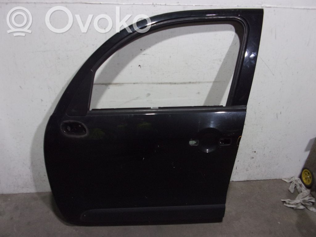 Durvis   9002AS,NEGRA,5PUERTAS