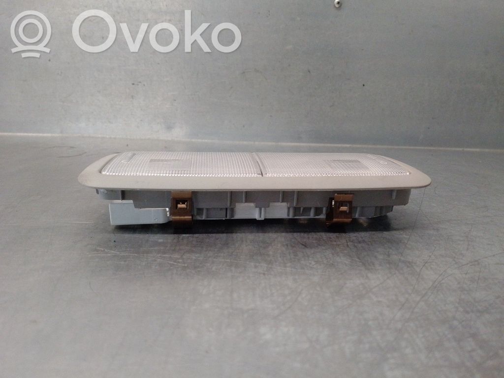 Toyota Auris E180 Kitas salono žibintas 