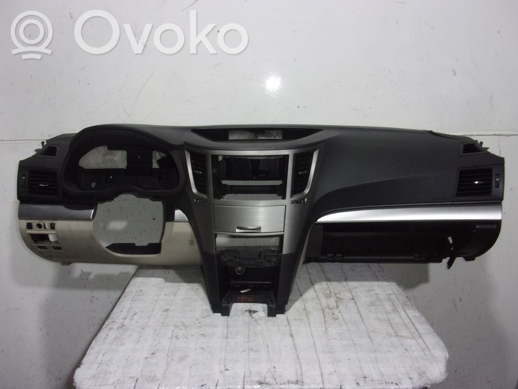 Subaru Outback Dashboard 