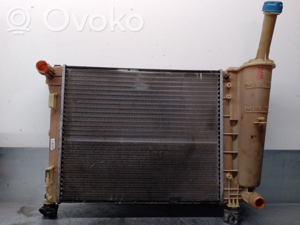 Fiat 500 Abarth Dzesēšanas šķidruma radiators 