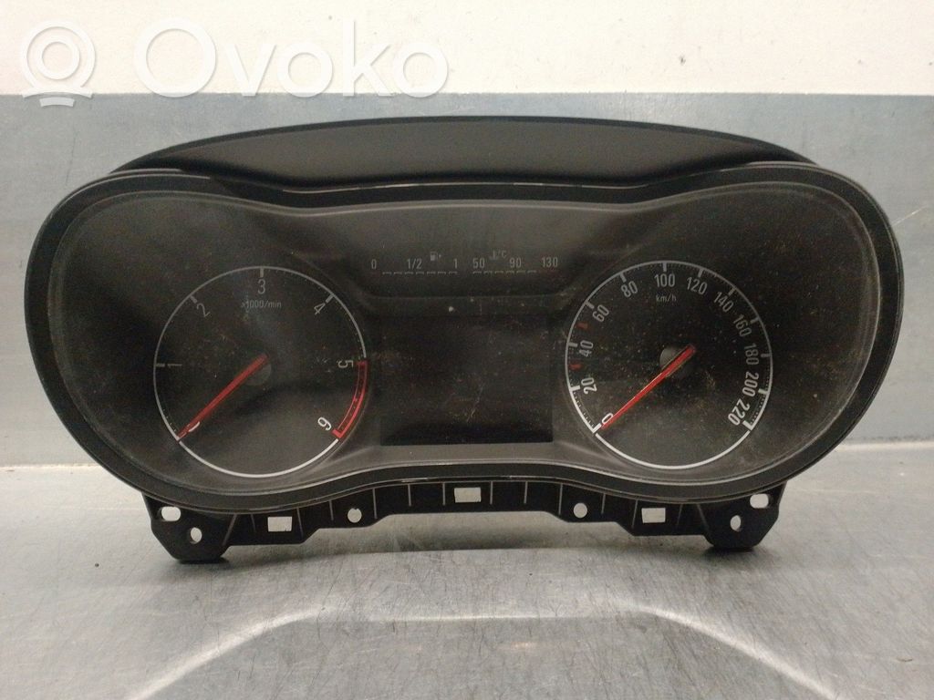 Opel Corsa E Speedometer (instrument cluster) 