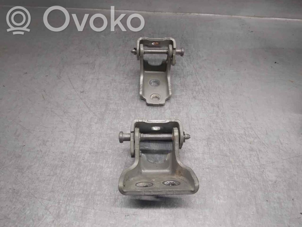 Tailgate/trunk/boot hinge   9035CS,DELIZQ,5PUERTAS