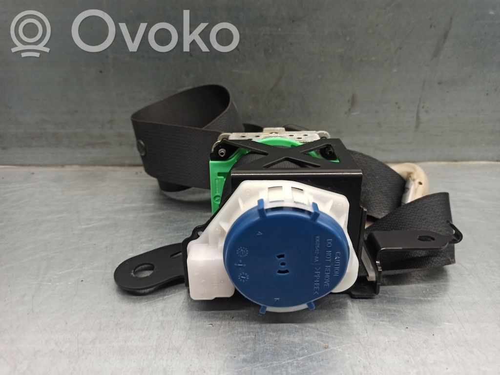 Mazda 6 Front seatbelt 