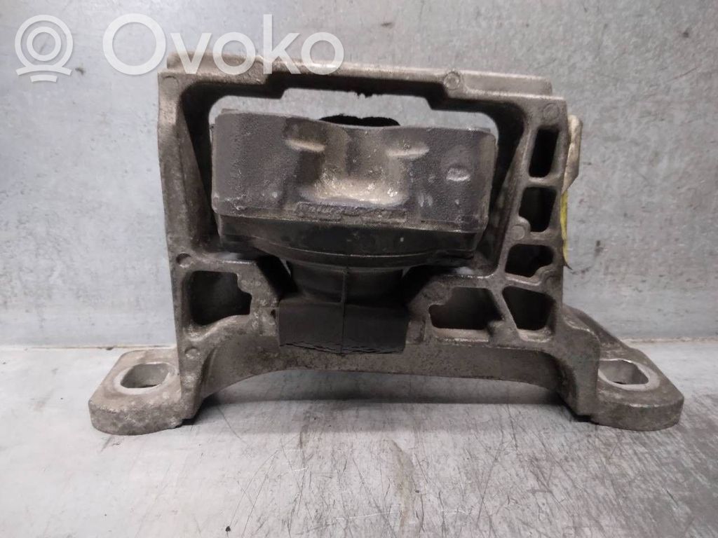 Ford Transit Engine mount bracket 