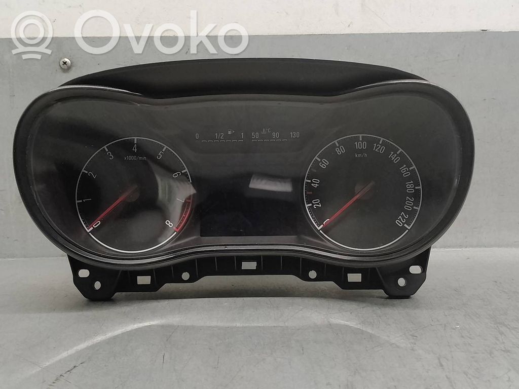 Speedometer (instrument cluster)   367030224