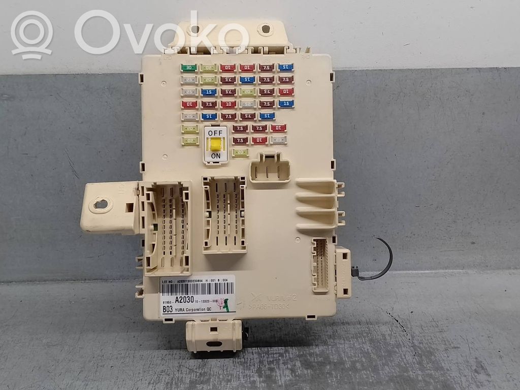 KIA Ceed Juego de caja de fusibles 