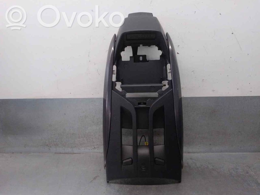 Citroen DS5 Center console 
