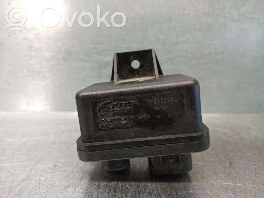 Fiat Punto (199) Žvakių pakaitinimo rėlė 