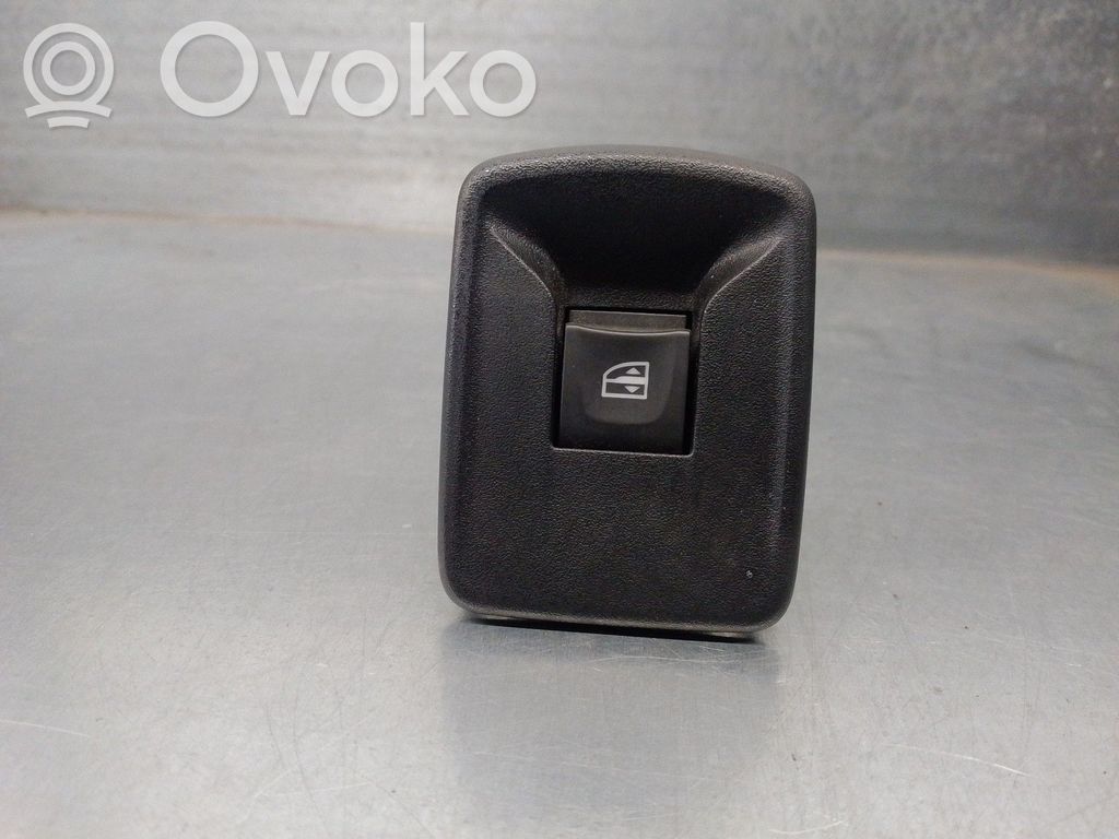 Dacia Sandero III Electric window control switch 