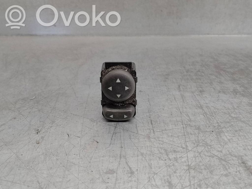 Fiat 500 Abarth Wing mirror switch 