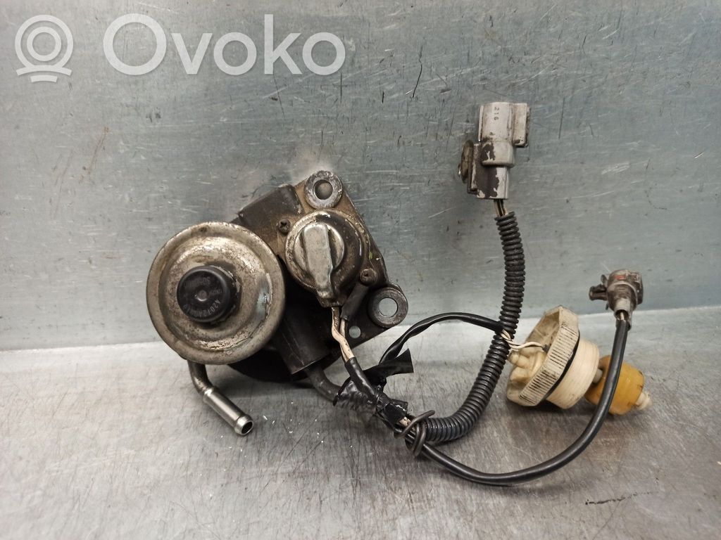 Subaru Forester SH Halterung Kraftstofftank 
