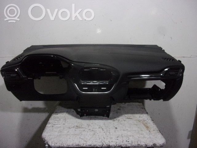 Dashboard   2523550,NEGRO