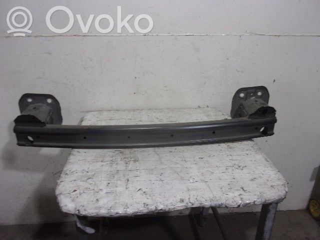 Volvo XC60 Soporte del parachoques delantero 