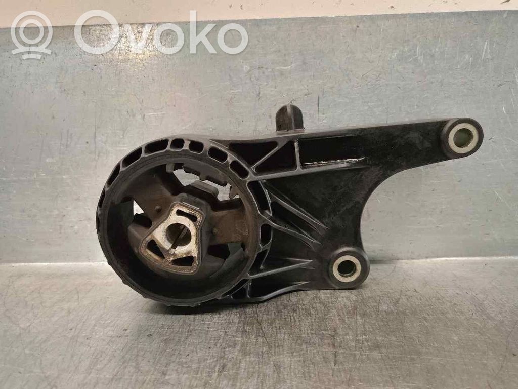 Engine mount bracket   13248600