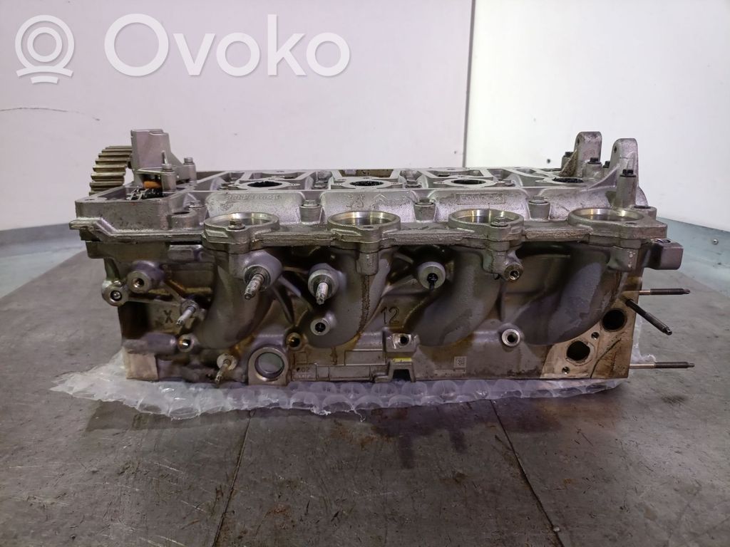 Citroen C8 Engine head 