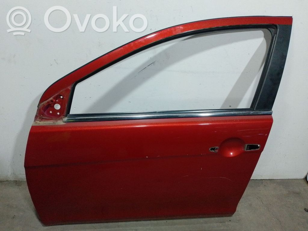 Puerta delantera   5700A557