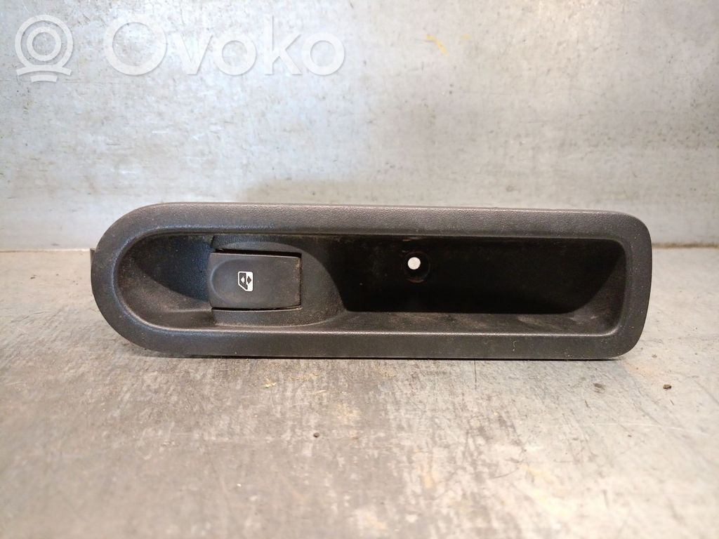 Renault Modus Electric window control switch 